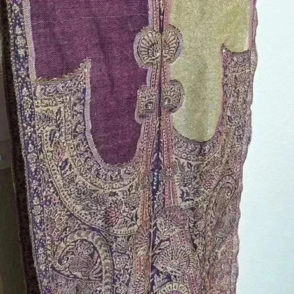Bejeweled and tasseled paisley scarf throw wrap 35 wide 82 length - Picture 2 of 3